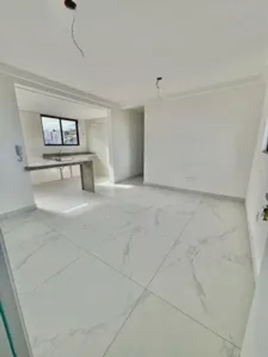 AREA PRIVATIVA PRÉDIO COM ELEVADOR 2 QUARTOS - BAIRRO CABRAL