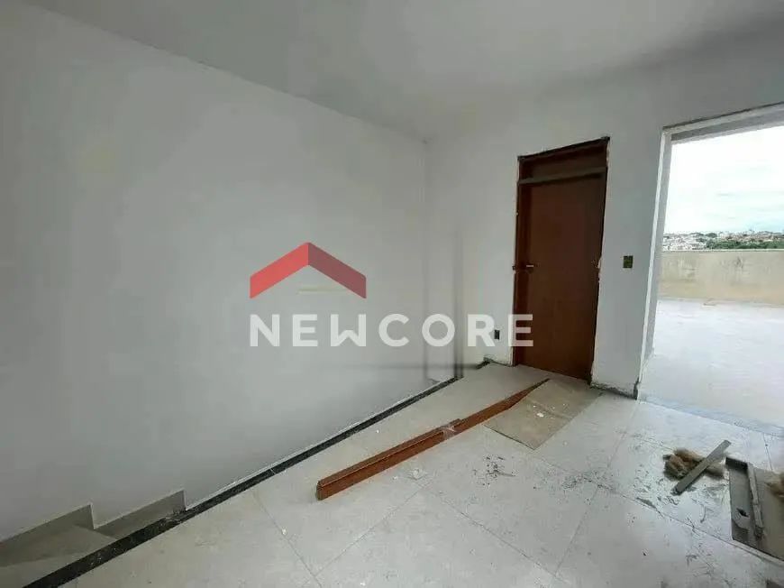 Apartamento em Rua Barretos - Parque Xangri-Lá - Contagem/MG