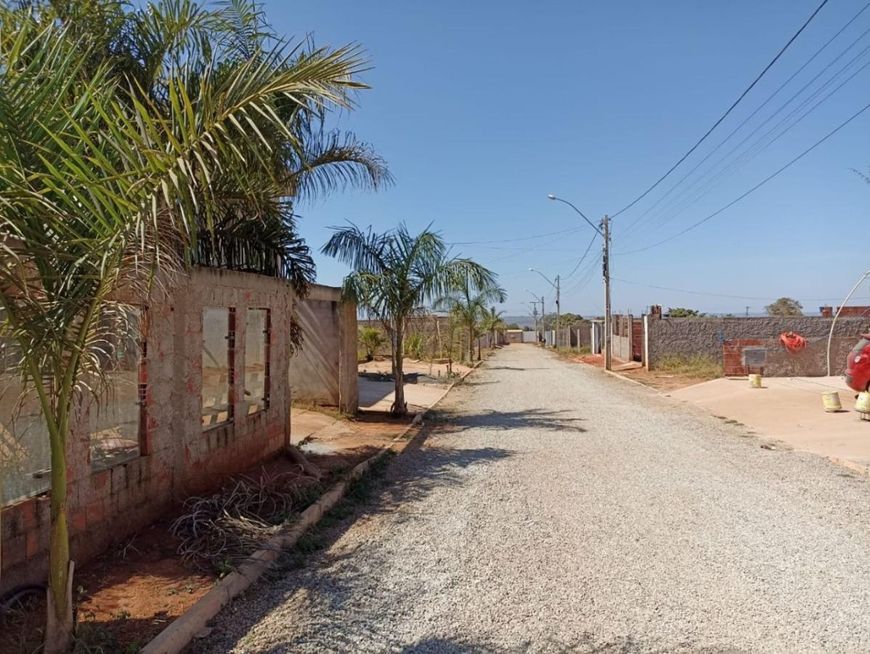 Colônia Agrícola 26 de Setembro - Rua 03-Condomínio das Palmeiras-02 quartos, sendo uma suíte.
