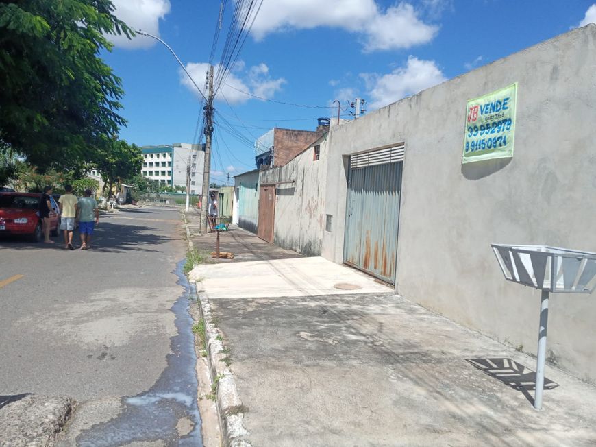 Casa para venda tem 110 metros quadrados com 4 quartos em Santa Maria - Brasília - DF