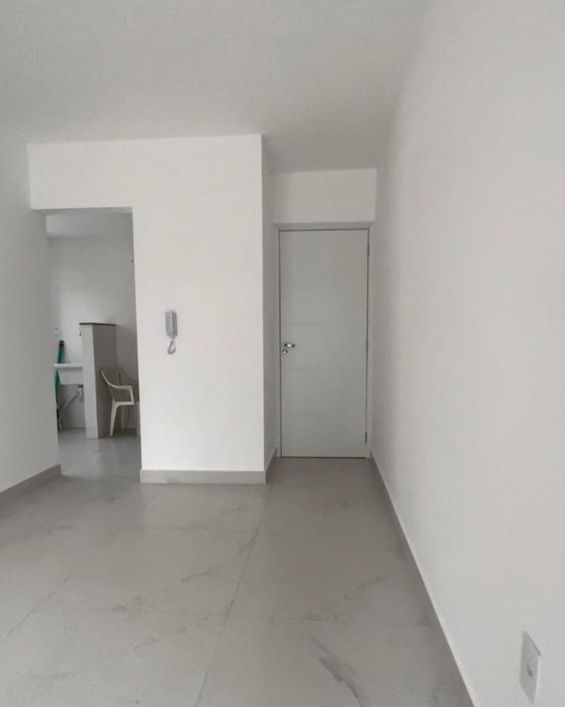 Área privativa à venda no Cabral- 210m²- 550.000- 02 quartos- 02 vagas