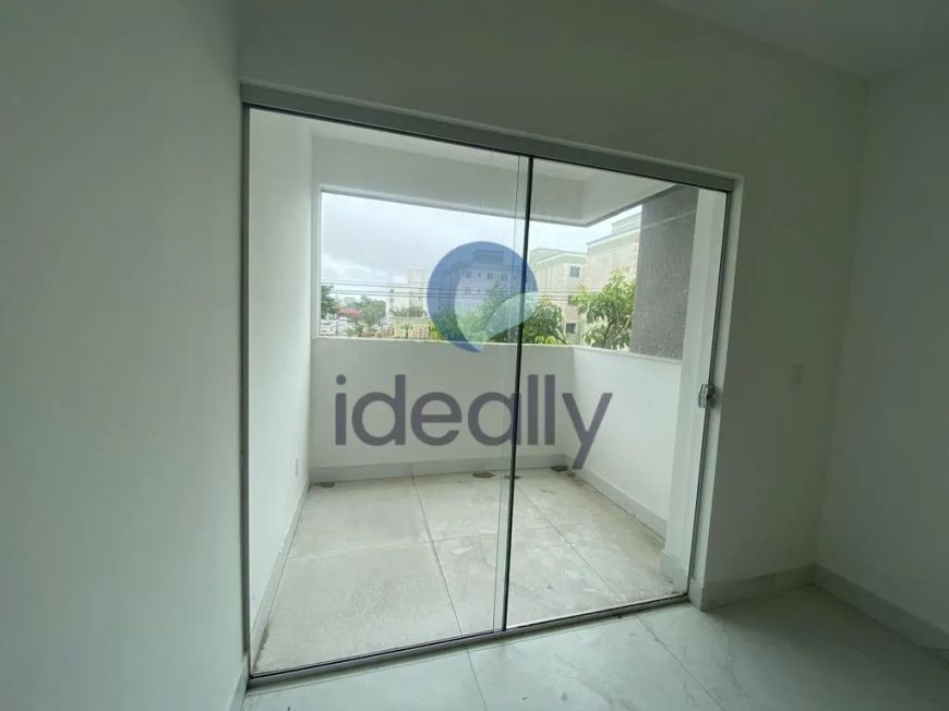 APARTAMENTO COM AREA PRIVATIVA | 2 QUARTOS | NO BAIRRO CABRAL