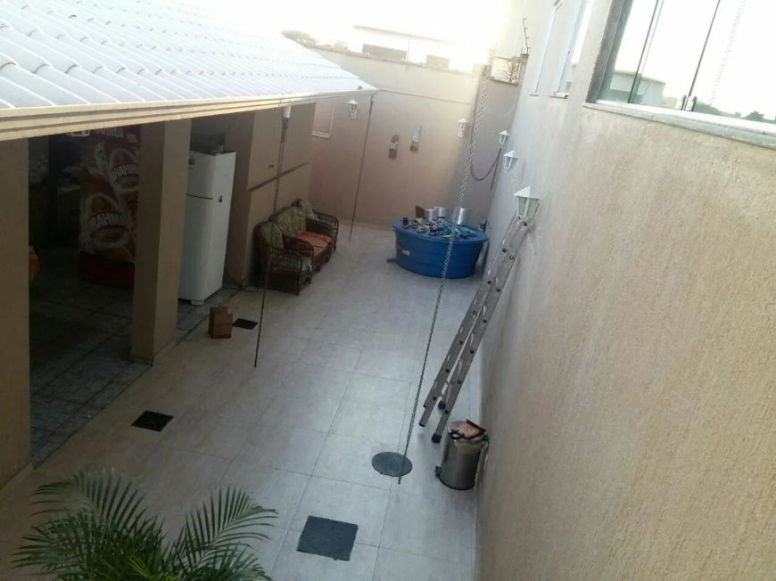 Casa em Rua Via Láctea - Jardim Riacho das Pedras - Contagem/MG