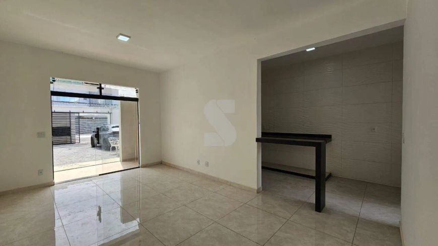 Casa Geminada à venda, 2 quartos, 1 suíte, 2 vagas, Parque XangriLá - Contagem/MG