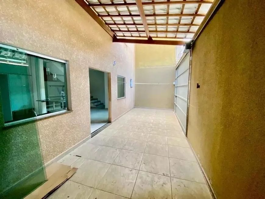 Casa Geminada individual | 85M² | 2 quartos | 1 suíte | 2 vagas |
