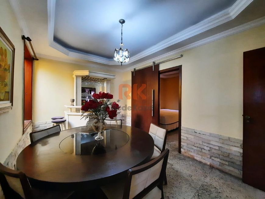 Casa à venda, 5 quartos, 2 suítes, 2 vagas, Milanez - Contagem/MG