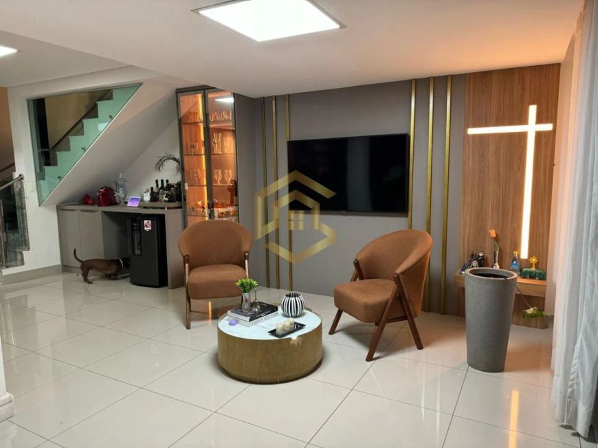 Casa no Condomínio no Estância Silveira - Contagem - MG