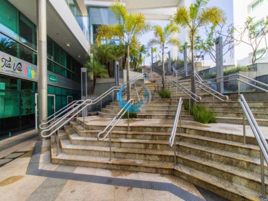 CENTRO CLÍNICO ADVANCED 2 ASA SUL, EXCELENTE SALA COMERCIAL REFORMADA.