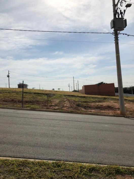 Terreno à venda em Sorocaba, Wanel Ville, com 384 m², Condomínio Helena Maria