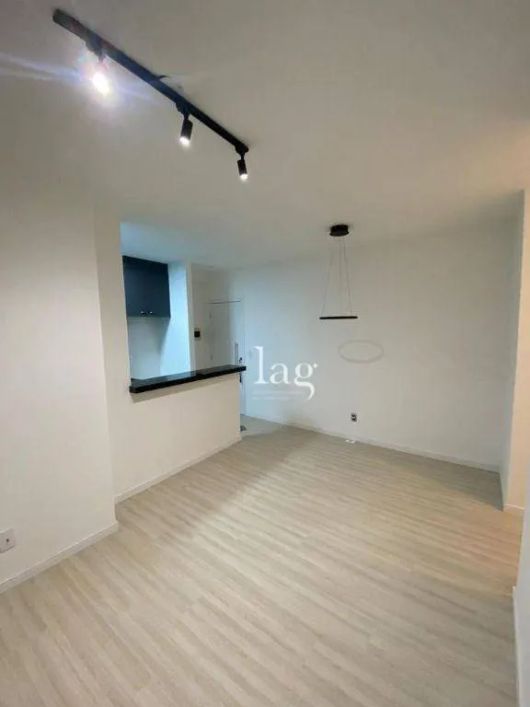 Apartamento com 2 dormitórios à venda, 70 m² por R$ 375.000,00 - Condomínio Edifício Evidence - Soro