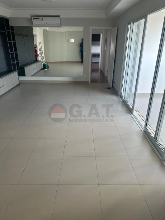 APARTAMENTO À VENDA NO EDIFÍCIO MONT ROYAL - SOROCABA/SP