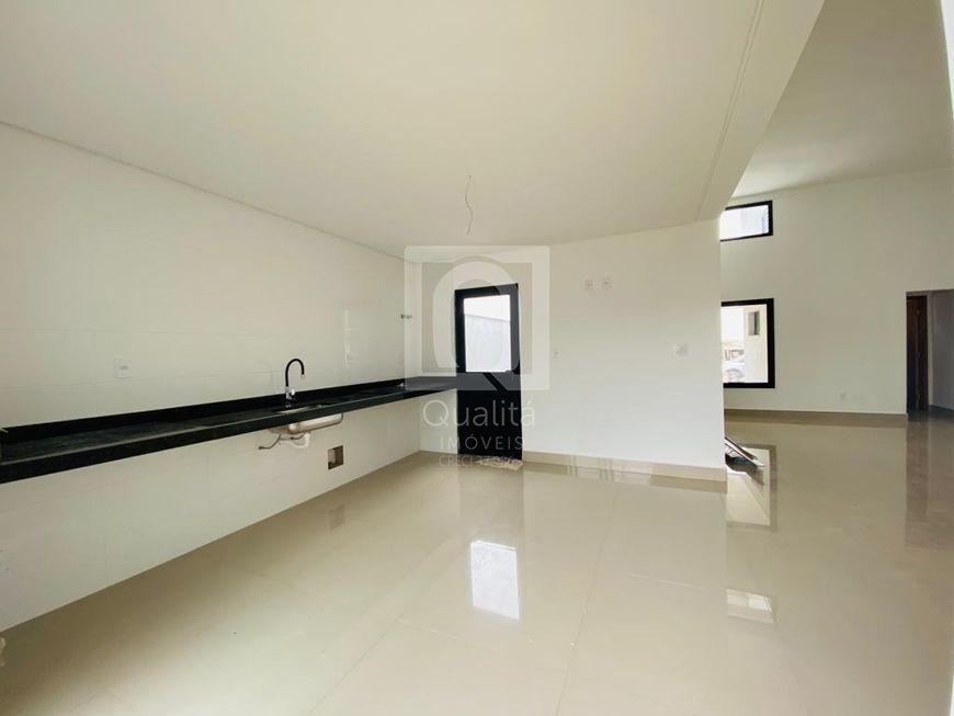 CASA TÉRREA À VENDA CONDOMÍNIO RESERVA IPANEMA