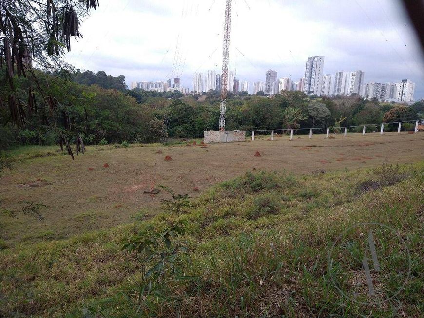 Área à venda no Parque Campolim