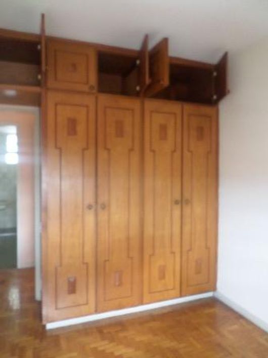 Apto.3 quartos, reformado, 02 vagas à venda, na Rua da Penha, Sorocaba/SP.