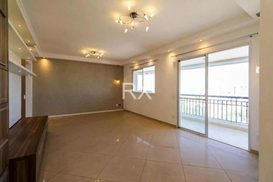 Venda de Apartamento Espaçoso na Vila Romana