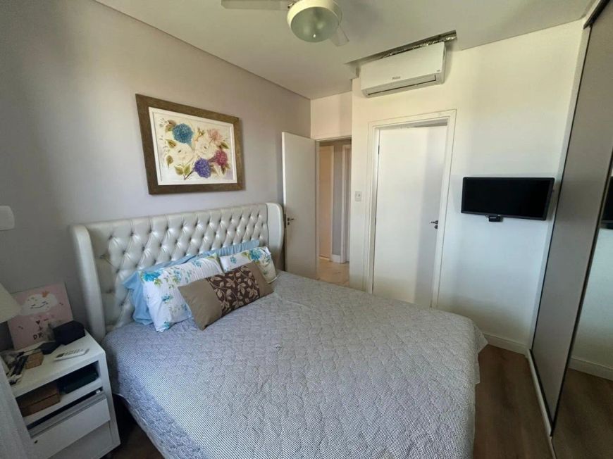 VFV. APARTAMENTO NO COND. ARIOVALDO SOUZA