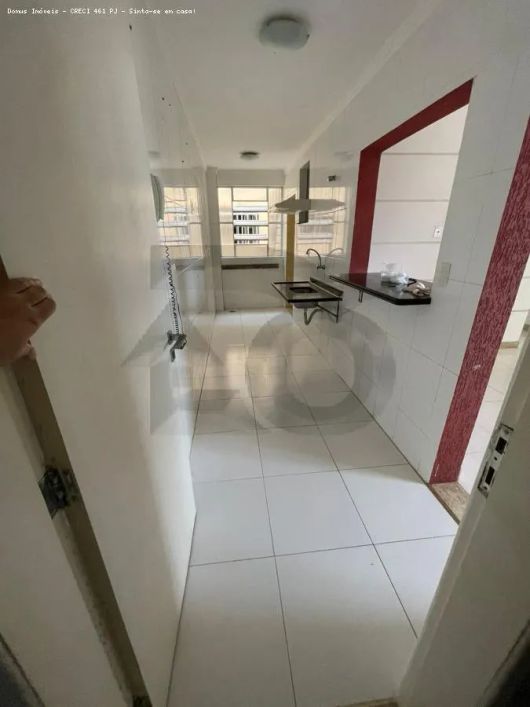 Apartamento no Condomínio Porto Bello com 3 Quartos e Área de Lazer