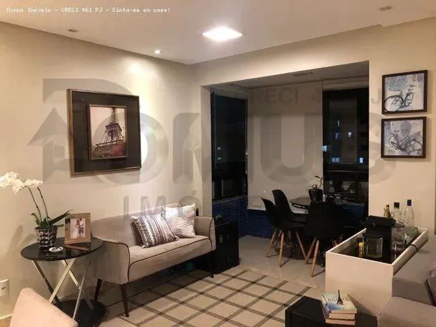 More no Soberano Jardins! Apartamento com Porcelanato e Modulados.