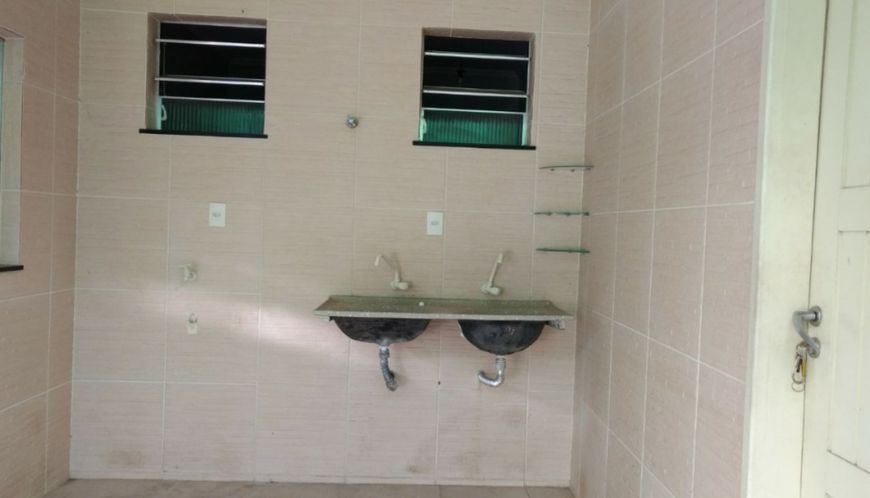 LINDA CASA NA ZONA DE EXPANSÃO 3/4 - SOMBRA - ROBALO - PRÓX. AO SHOPPING