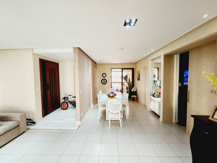 Excelente apartamento 4 quartos, suítes à venda no Horto Florestal