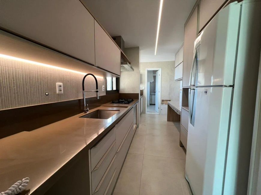 Villa Elegance - Apartamento no Caminho das Árvores, 3 suítes