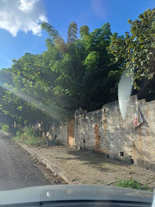 Imóvel para venda com 2200 metros quadrados em Jardim Shangri-Lá - Cuiabá - MT