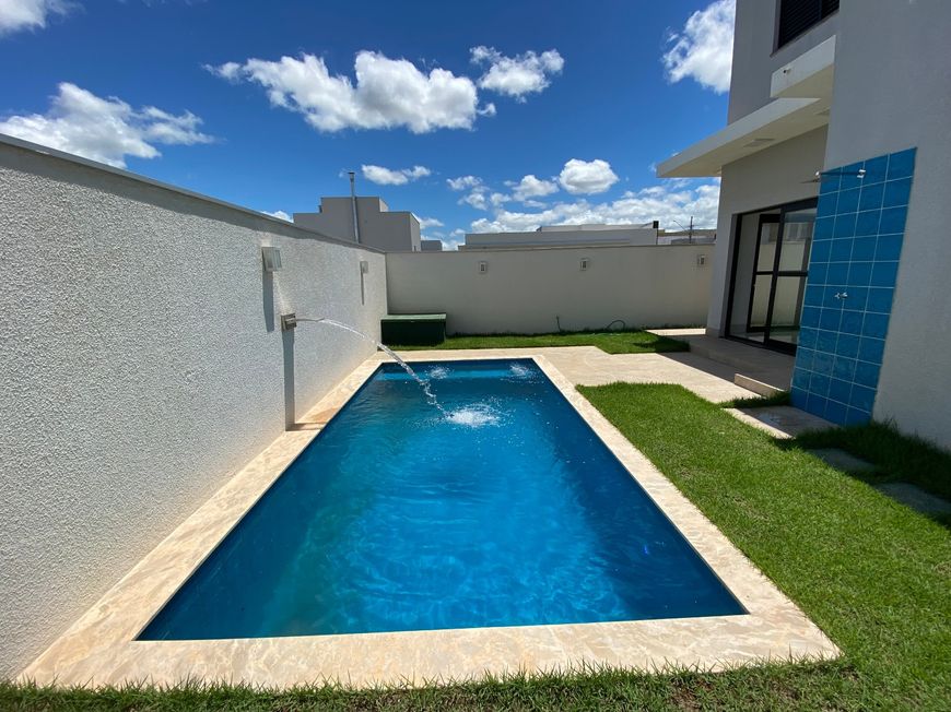 Condomínio Primor Das Torres, 3 suítes, sendo uma master, 186 m2
