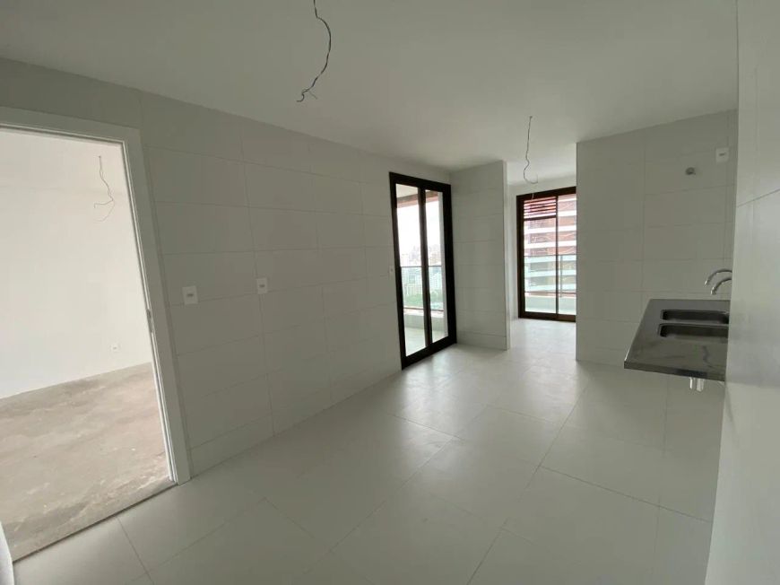 EXCELENTE OPORTUNIDADE NO CAMINHO DAS ÁRVORES - PRONTO PARA MORAR! 4 SUÍTES, 210M²,