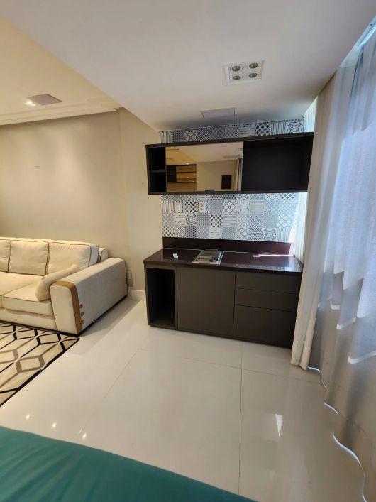 Pituba 3/4 com 2 suítes e closet., 140m