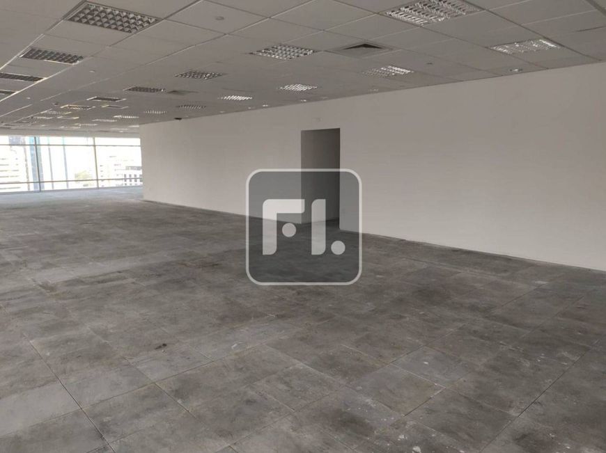 Escritório para aluguel possui 978 metros quadrados em Vila Olímpia - São Paulo - SP