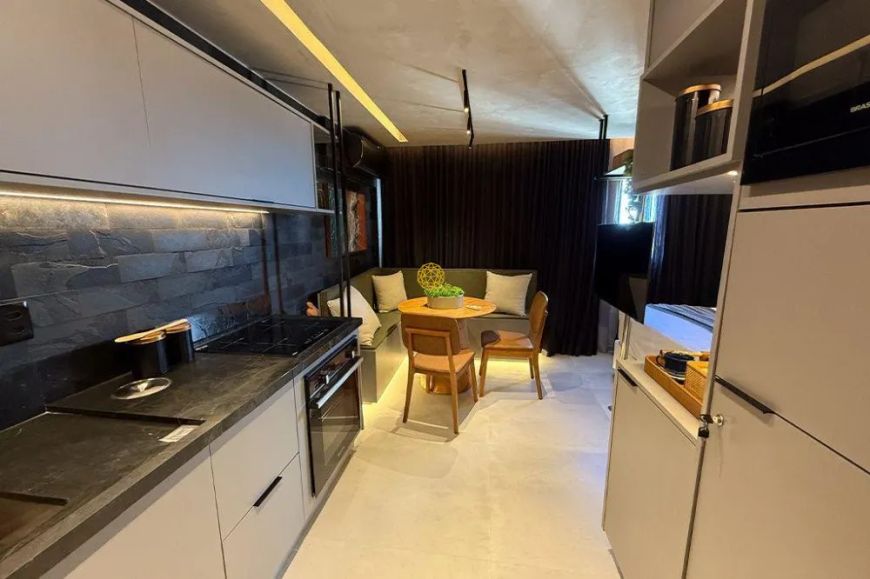 Studio Decorado e Mobiliado no House Ondina, 25,25m²