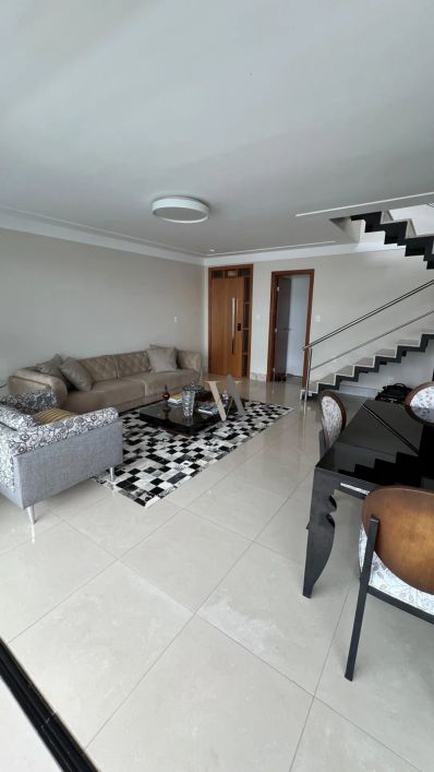 Cobertura à venda de 4 suítes no Alto do Parque