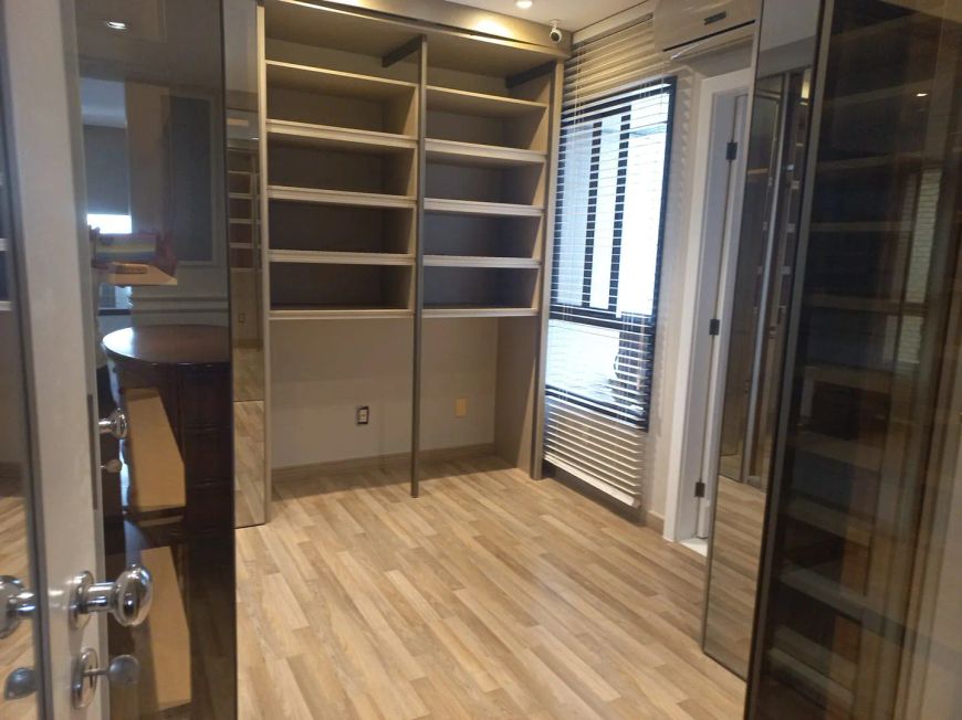 Imóvel para venda possui 289 metros quadrados com 4 quartos em Candeal - Salvador - BA
