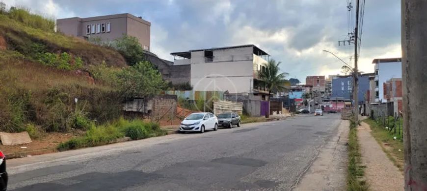 Imóvel para venda possui 390 metros quadrados em Vivendas da Serra - Juiz de Fora - MG