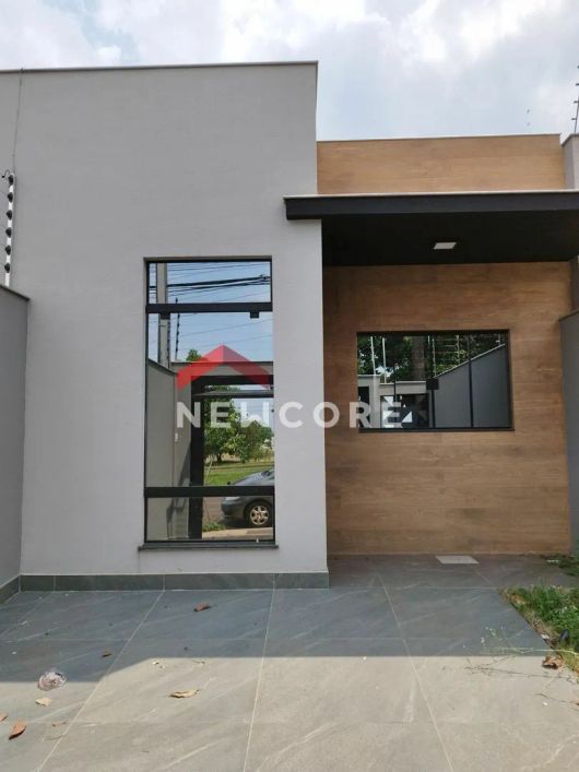 Casa em Rua Iracema - Novo Antares - Londrina/PR