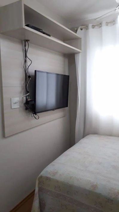 Apto Ed Marco dos Pioneiro,R$320.000,00 com 2 dormitórios, esse imóvel oferece uma cozinha planejada