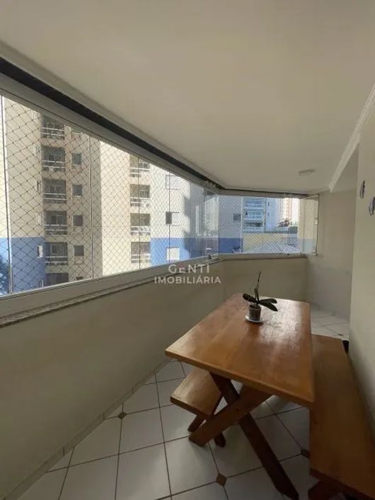 Apartamento - Edificio Portal do Lago