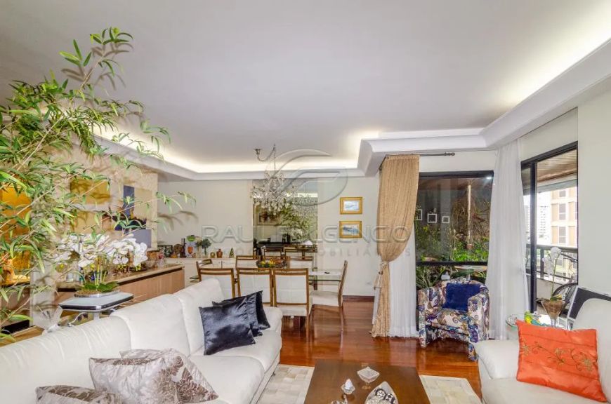 Ed Solar Philadelpho Garcia | 03 suítes | Centro Jardim | 204m² de área útil