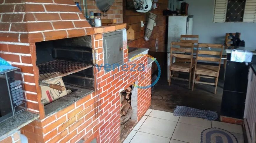 Casa Residencial com 3 quartos à venda por R$ 320000.00, 45.00 m2 - PACAEMBU - LONDRINA/PR