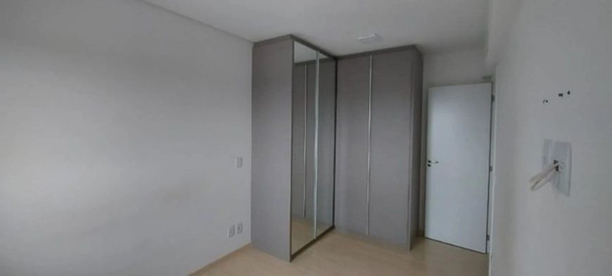 Apartamento em Rua Alexander Graham Bell - Parque Jamaica - Londrina/PR