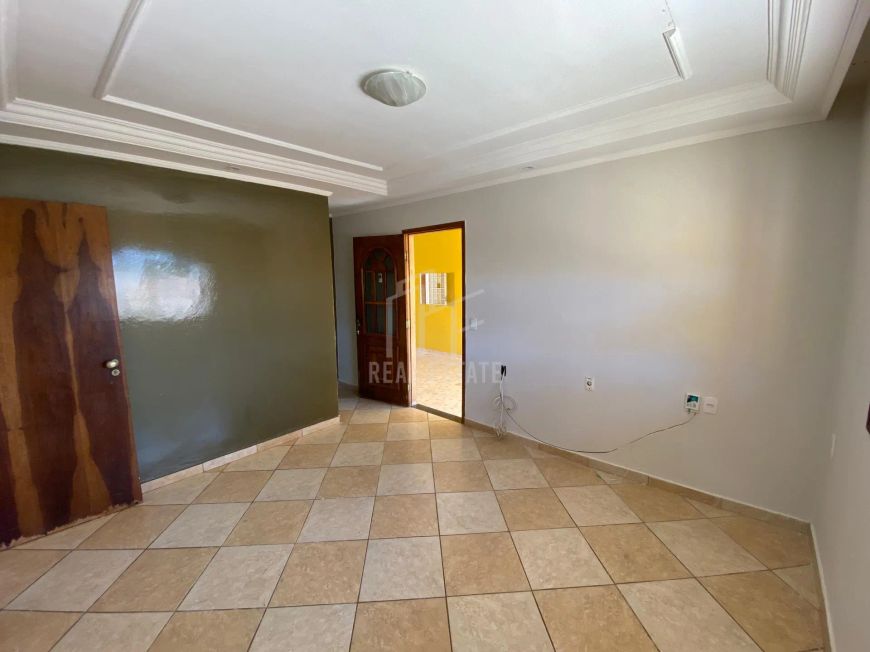 Casa 3 Quartos para Venda no Maria Cecília, Zona Norte LONDRINA - PR