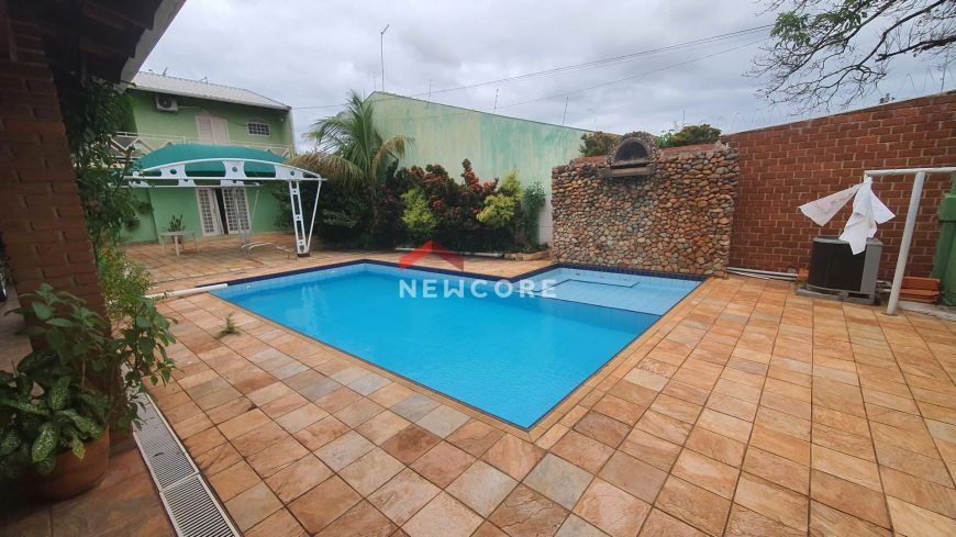 Casa em Avenida Paul Harris - Nossa Senhora de Lourdes - Londrina/PR