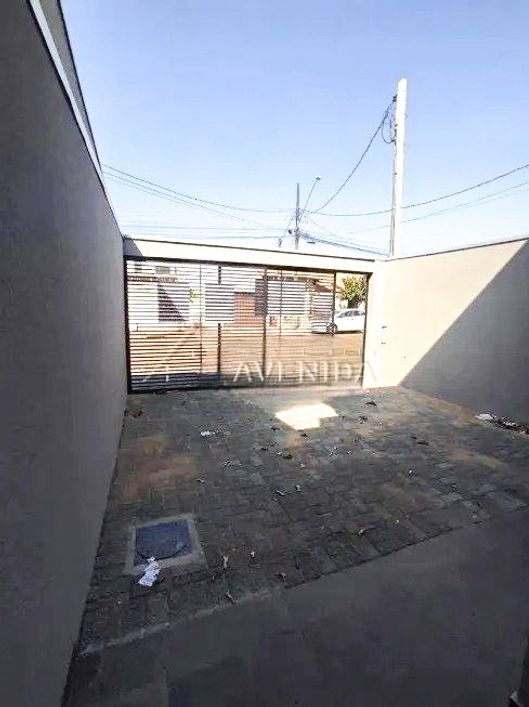 Casa para alugar ou venda com 03 quartos sendo 01 suíte 125m² no Jardim Nações Unidas em Londrina.