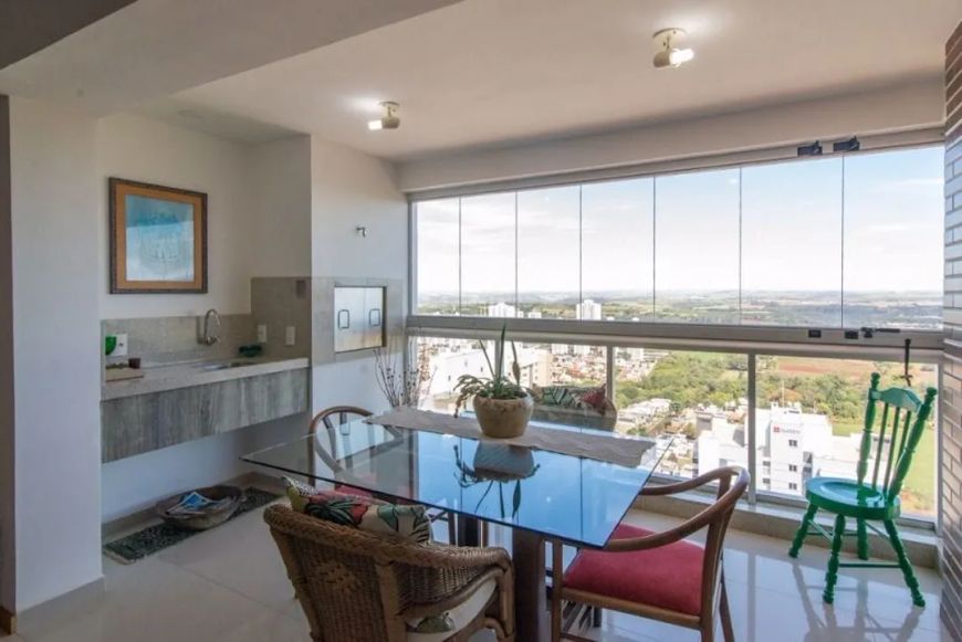Apartamento no Edifício Poty Lazzarotto com 3 dormitórios à venda, 104 m² por R$ 980.000 - Guanabara