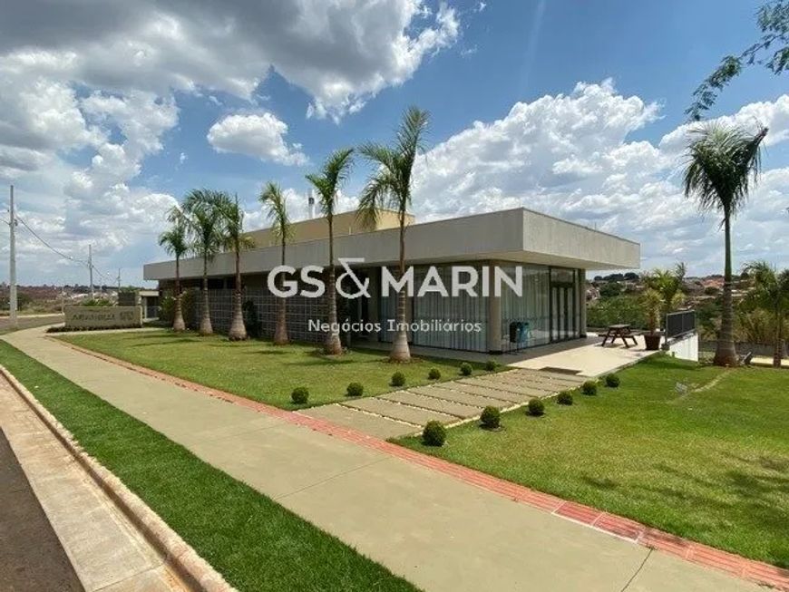 Venda de Terreno em Londrina-PR, bairro Jardim Morumbi
