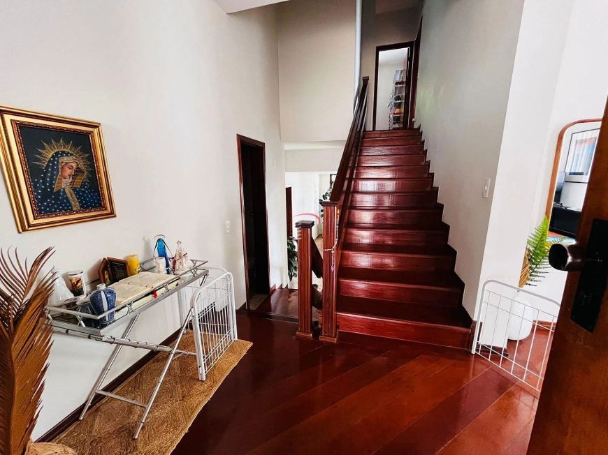 Condomínio Golden Ville - Casa à venda com 4 dormitórios (2 suítes) - Alto da Colina, Londrina, PR