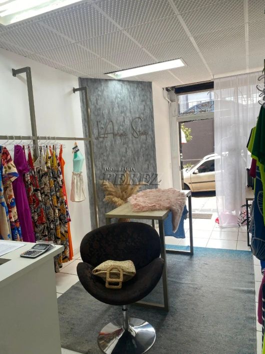 Sala Comercial Térrea à Venda - Região Central de Londrina