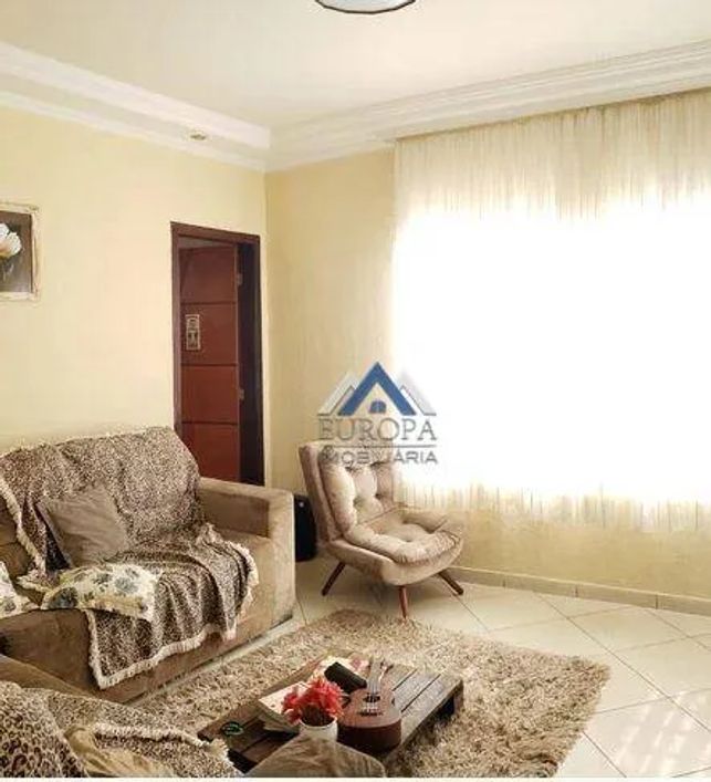 Casa com 3 dormitórios à venda, 180 m² por R$ 700.000,00 - Coliseu - Londrina/PR