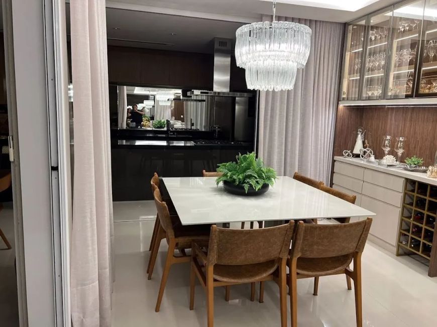 Apartamento no Edifício Casa Batlló com 3 dormitórios à venda, 245 m² por R$ 3.550.000 - Gleba Palha