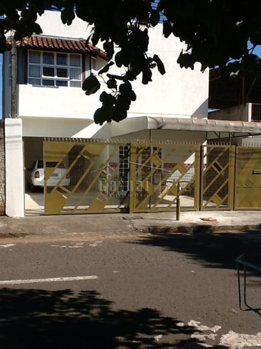 Casa à venda - Bairro Vila Matarazzo em Londrina - 250m2
